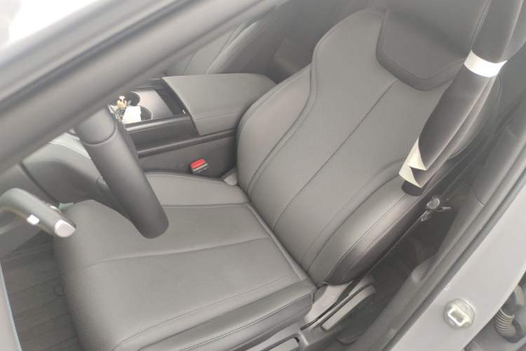 Used BYD Qin L 2026 DM-i 128KM Progressive Edition Left Front Seat