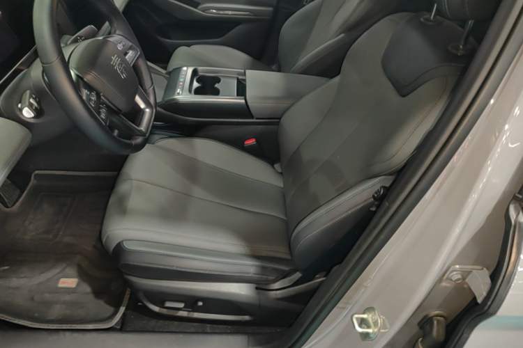 Used BYD Qin L 2026 DM-i 128KM Leading Edition Left Front Seat