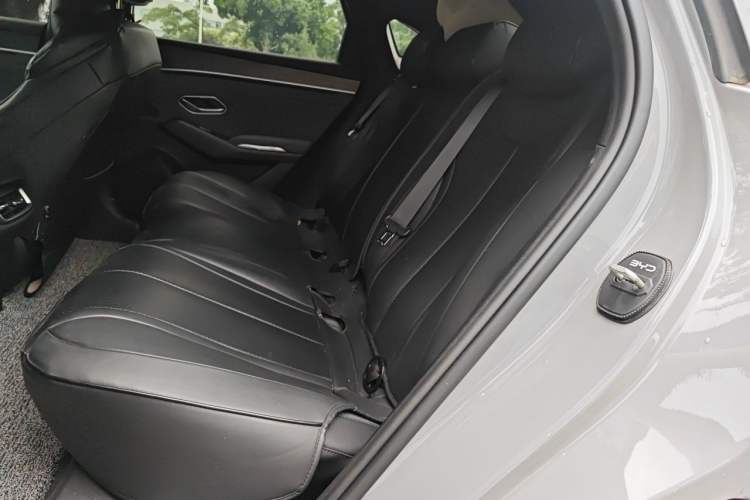 Used BYD Qin L 2026 DM-i 128KM Leading Edition Left Rear Seat