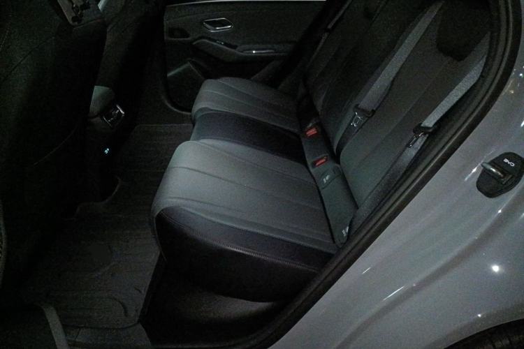 Used BYD Qin L 2026 DM-i 128KM Leading Edition Left Rear Seat