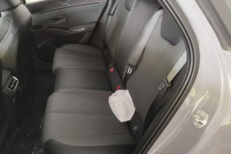 Used BYD Qin L 2026 DM-i 128KM Leading Edition Left Rear Seat