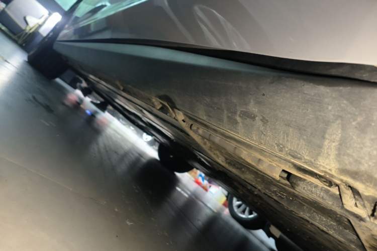 Used BYD Qin L 2026 Model DM-i 210KM Beyond Version Left Side Sill