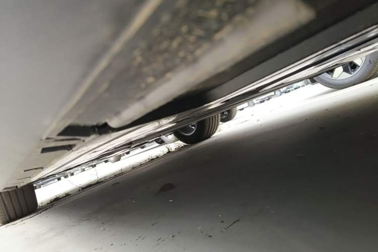 Used BYD Qin L 2026 DM-i 128KM Leading Edition Left Side Sill