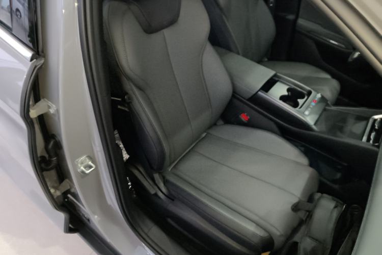 Used BYD Qin L 2026 DM-i 128KM Leading Edition Right Front Seat