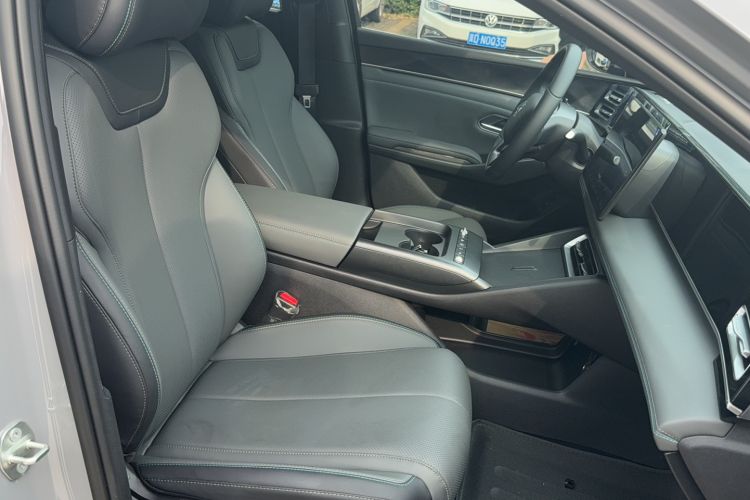 Used BYD Qin L 2026 DM-i 128KM Leading Edition Right Front Seat
