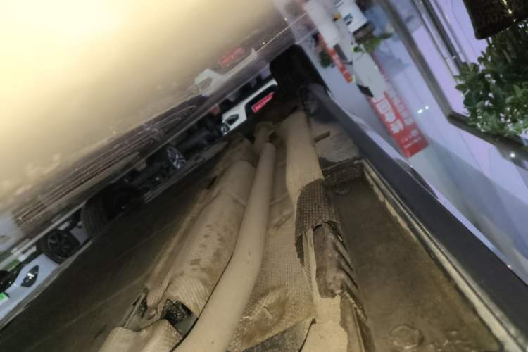 Used BYD Qin L 2026 DM-i 128KM Leading Edition Right Side Sill