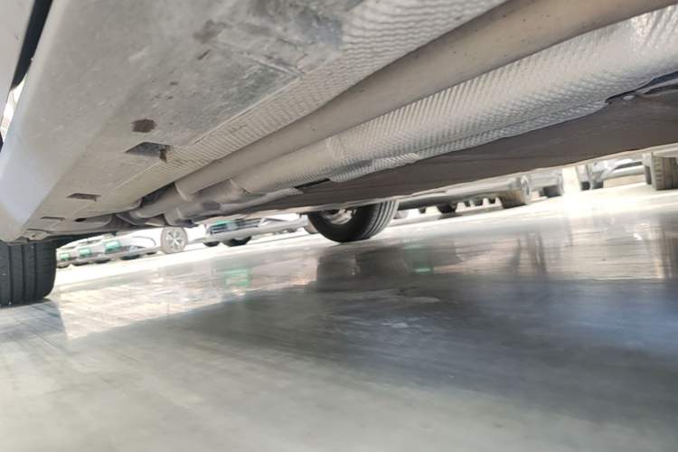 Used BYD Qin L 2026 Model DM-i 210KM Cloud Suspension Version Right Side Sill