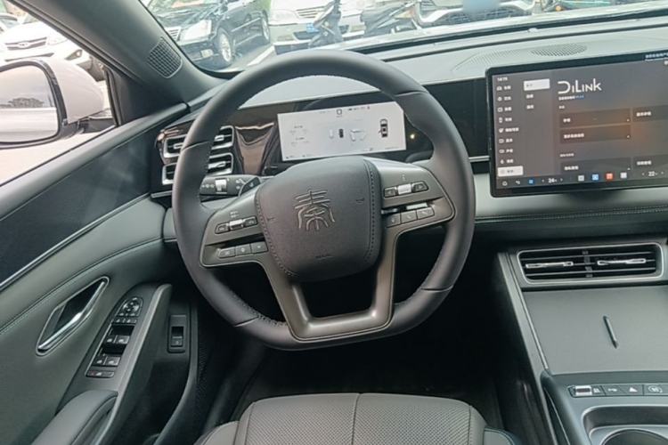 Used BYD Qin L 2026 Model DM-i 210KM Beyond Version Steering Wheel