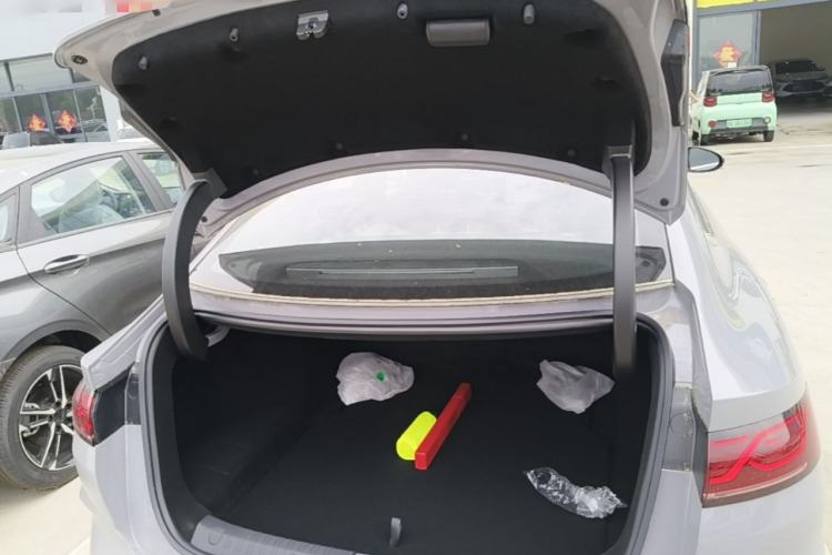 Used BYD Qin L 2026 DM-i 128KM Leading Edition Trunk