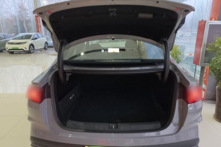 Used BYD Qin L 2026 DM-i 128KM Leading Edition Trunk