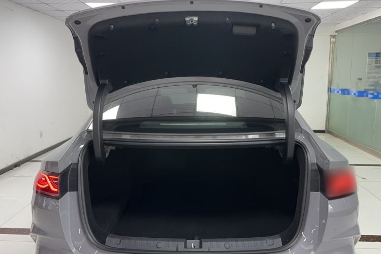 Used BYD Qin L 2026 DM-i 128KM Leading Edition Trunk