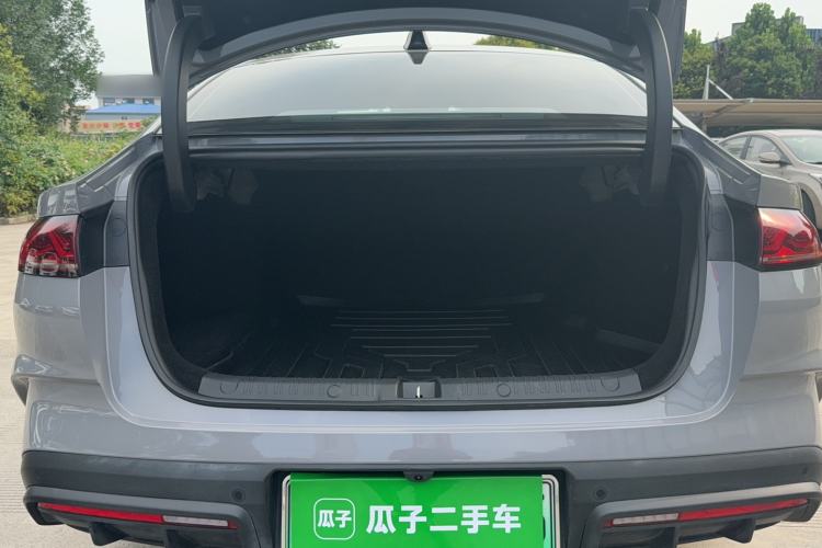 Used BYD Qin L 2026 DM-i 128KM Leading Edition Trunk