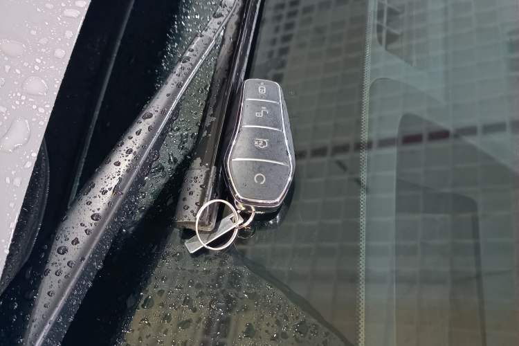 Used BYD Qin L 2026 Model DM-i 210KM Cloud Suspension Version Vehicle Key
