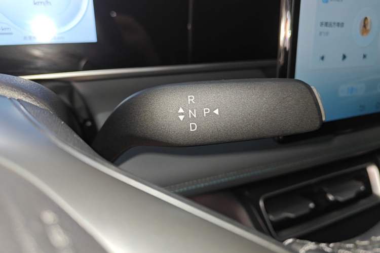 Used BYD Qin L 2026 DM-i 128KM Progressive Edition Gear Lever