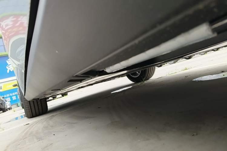 Used BYD Qin L 2026 DM-i 128KM Leading Edition Left Side Sill