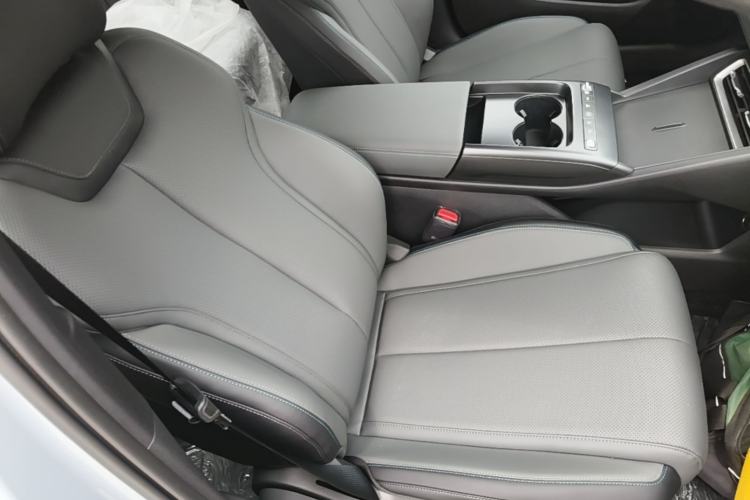 Used BYD Qin L 2026 DM-i 128KM Leading Edition Right Front Seat