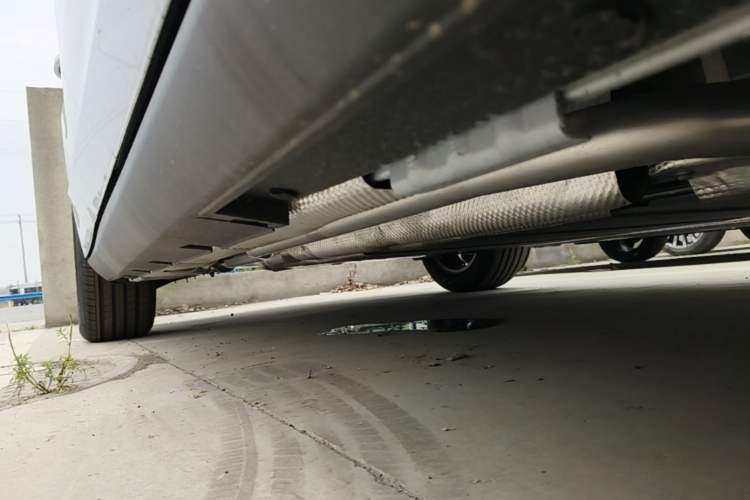 Used BYD Qin L 2026 DM-i 128KM Leading Edition Right Side Sill