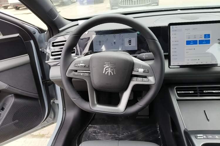 Used BYD Qin L 2026 DM-i 128KM Leading Edition Steering Wheel