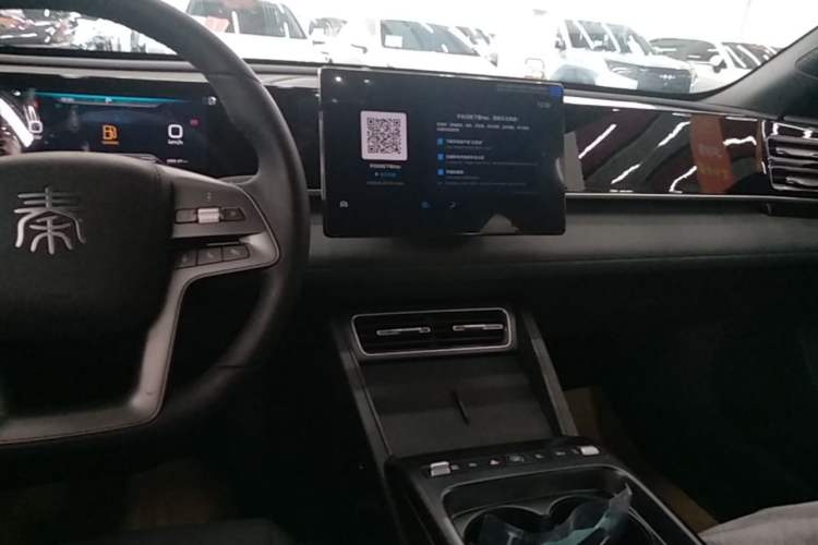 Used BYD Qin L 2026 DM-i 128KM Progressive Edition Audio And AC Panel