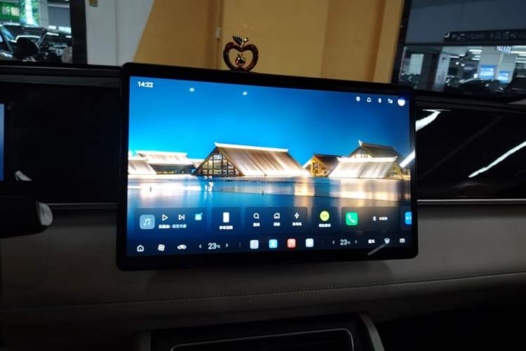 Used BYD Qin L 2026 Model DM-i 210KM Beyond Version Audio And AC Panel