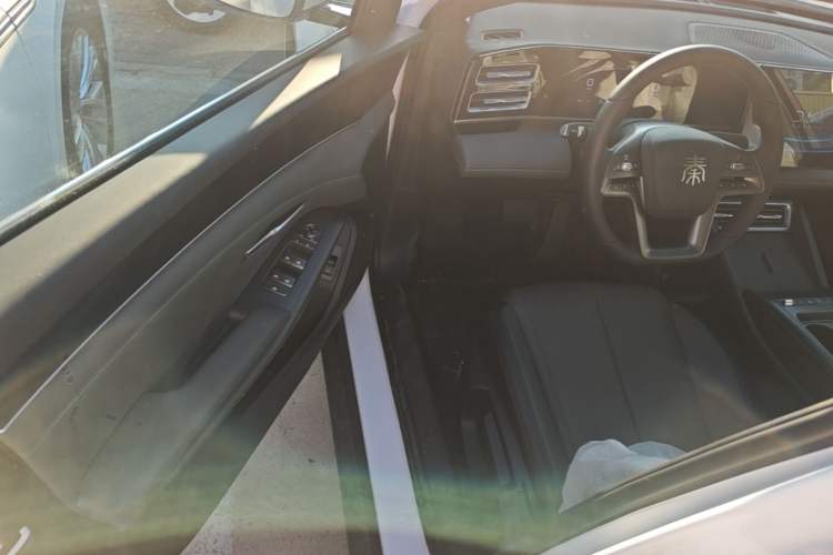 Used BYD Qin L 2026 DM-i 128KM Progressive Edition Driver Seat