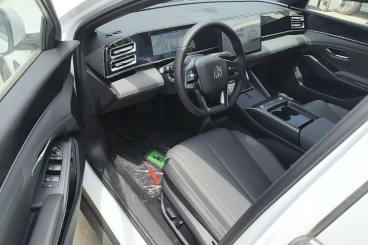 Used BYD Qin L 2026 DM-i 128KM Leading Edition Driver Seat