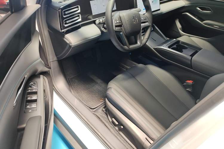 Used BYD Qin L 2026 DM-i 128KM Leading Edition Driver Seat