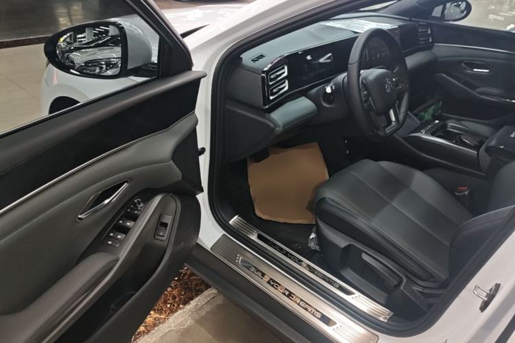 Used BYD Qin L 2026 DM-i 128KM Progressive Edition Driver Seat