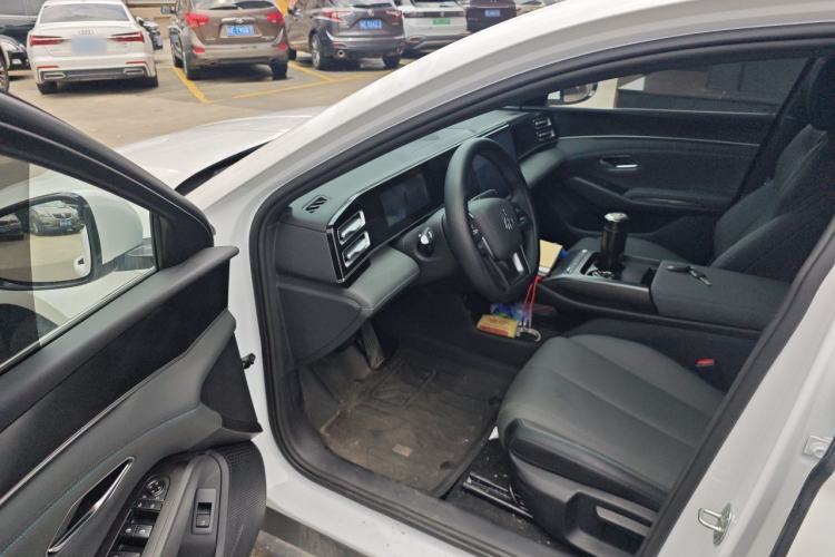 Used BYD Qin L 2026 DM-i 128KM Progressive Edition Driver Seat