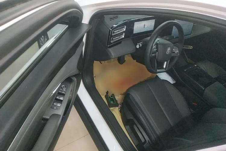 Used BYD Qin L 2026 DM-i 128KM Progressive Edition Driver Seat
