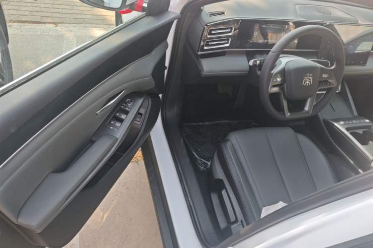 Used BYD Qin L 2026 DM-i 128KM Progressive Edition Driver Seat