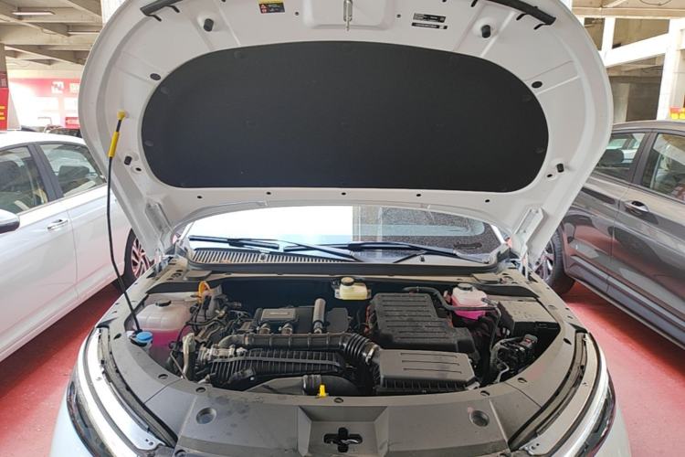Used BYD Qin L 2026 DM-i 128KM Progressive Edition Engine Bay