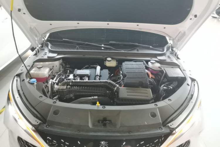 Used BYD Qin L 2026 DM-i 128KM Leading Edition Engine Bay