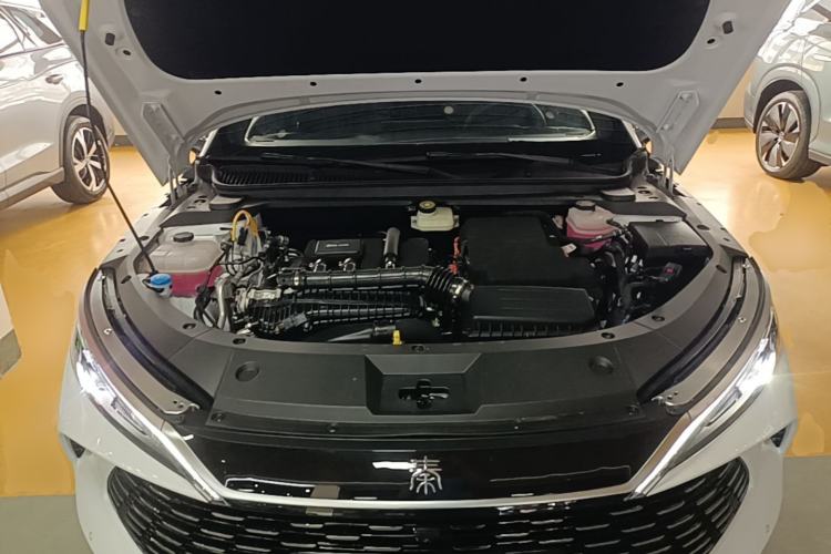 Used BYD Qin L 2026 DM-i 128KM Progressive Edition Engine Bay