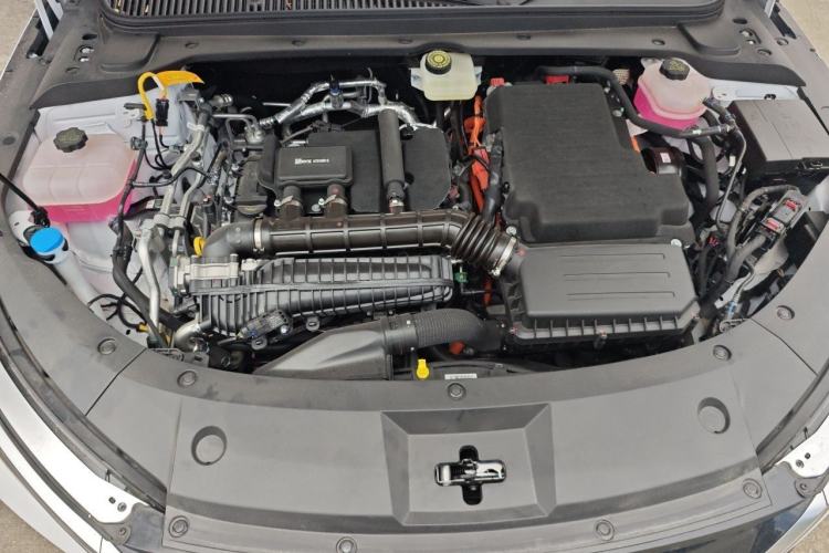 Used BYD Qin L 2026 DM-i 128KM Progressive Edition Engine Bay