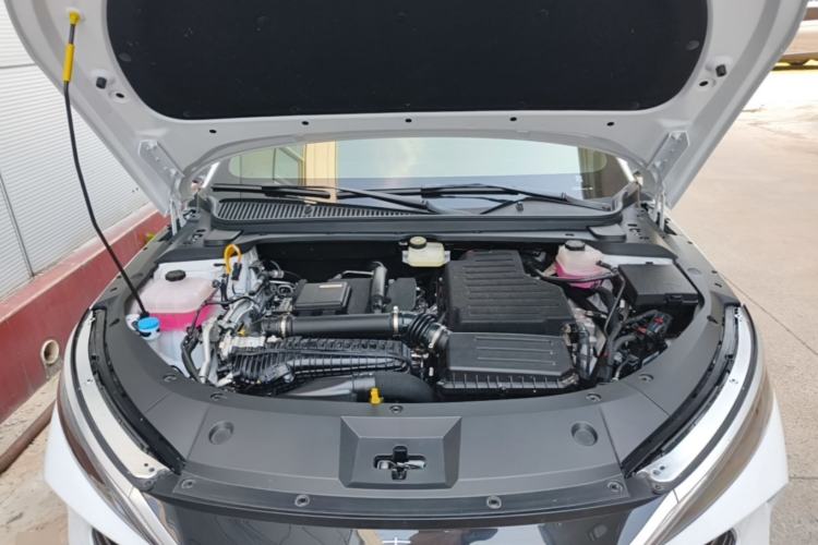 Used BYD Qin L 2026 Model DM-i 210KM Beyond Version Engine Bay