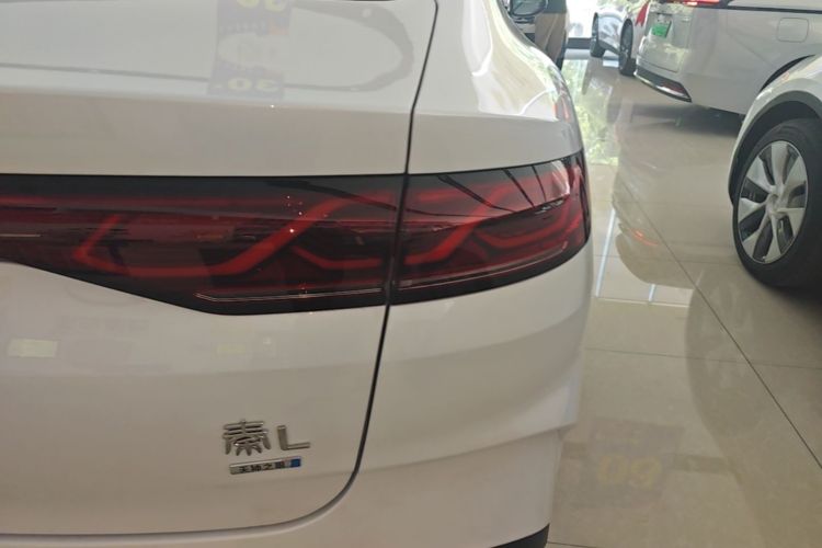 Used BYD Qin L 2026 DM-i 128KM Leading Edition Exterior 3