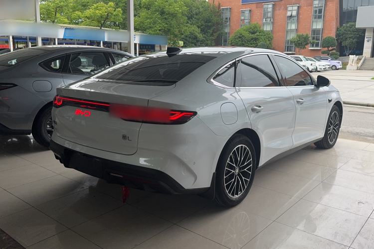 Used BYD Qin L 2026 Model DM-i 210KM Cloud Suspension Version Exterior 3