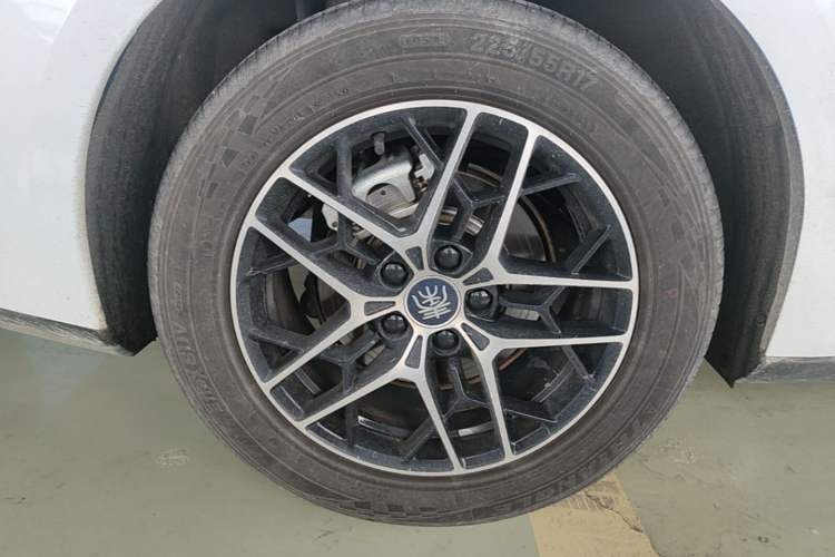 Used BYD Qin L 2026 Model DM-i 210KM Beyond Version Exterior 5
