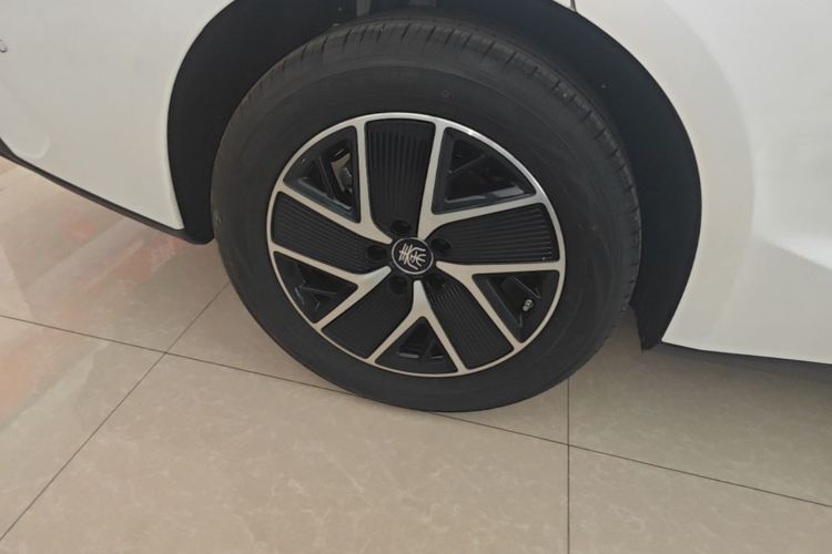 Used BYD Qin L 2026 DM-i 128KM Leading Edition Exterior 5