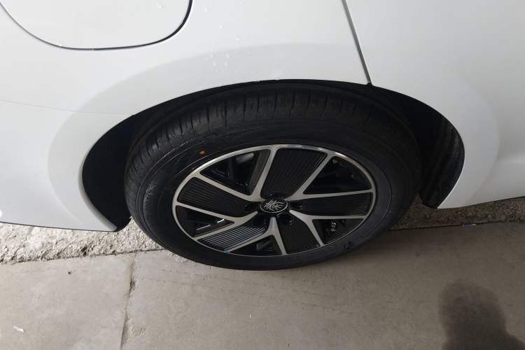 Used BYD Qin L 2026 DM-i 128KM Leading Edition Exterior 8