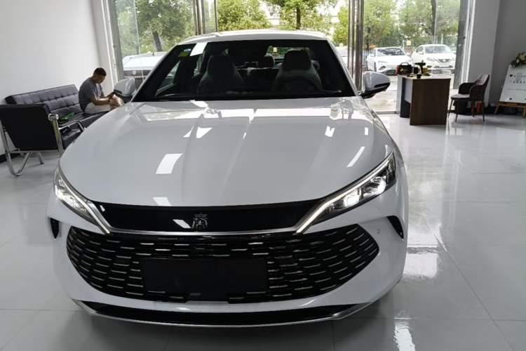 Used BYD Qin L 2026 DM-i 128KM Leading Edition Front