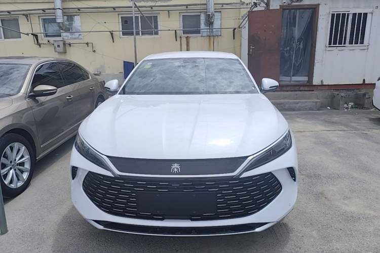 Used BYD Qin L 2026 DM-i 128KM Progressive Edition Front