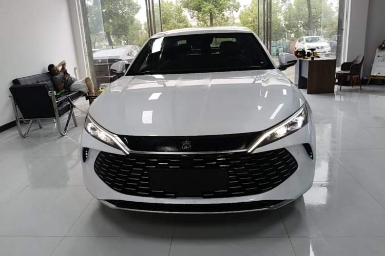 Used BYD Qin L 2026 DM-i 128KM Leading Edition Front
