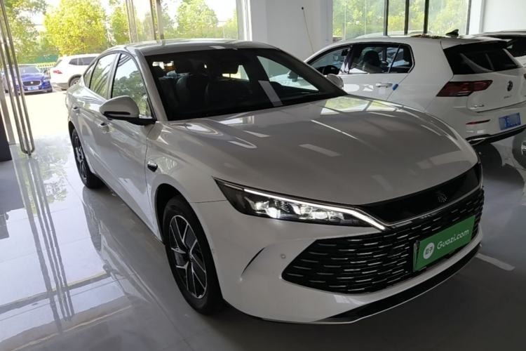 Used BYD Qin L 2026 DM-i 128KM Leading Edition Front Right 45 Deg