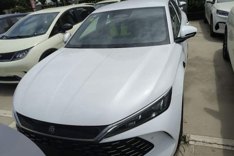 Used BYD Qin L 2026 DM-i 128KM Leading Edition Front