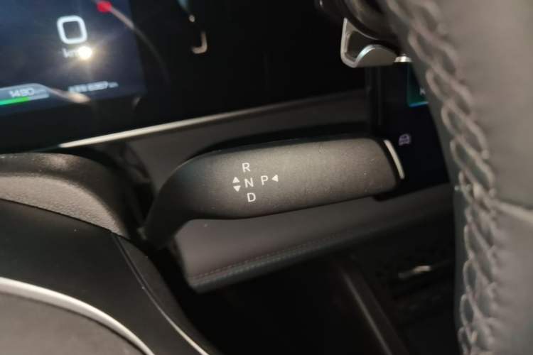 Used BYD Qin L 2026 DM-i 128KM Progressive Edition Gear Lever