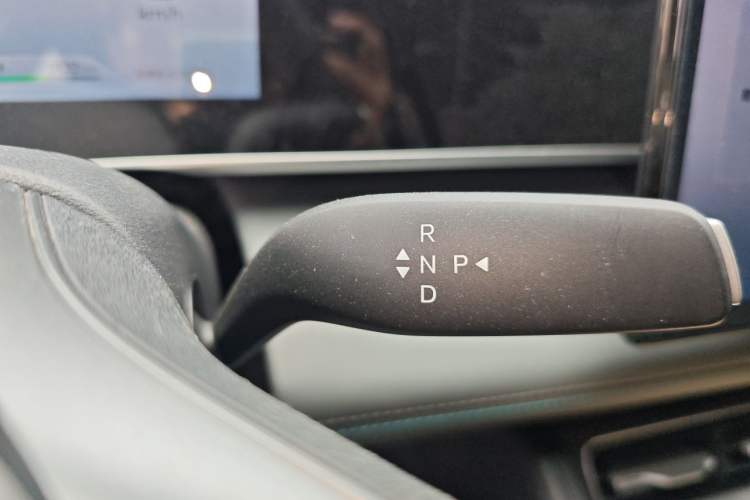 Used BYD Qin L 2026 DM-i 128KM Progressive Edition Gear Lever
