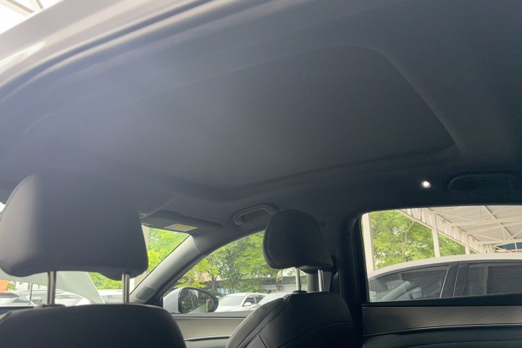 Used BYD Qin L 2026 Model DM-i 210KM Cloud Suspension Version Headliner
