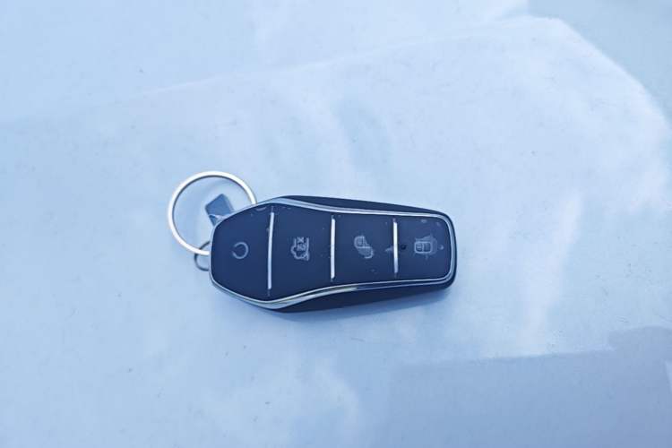 Used BYD Qin L 2026 DM-i 128KM Leading Edition Interior 1